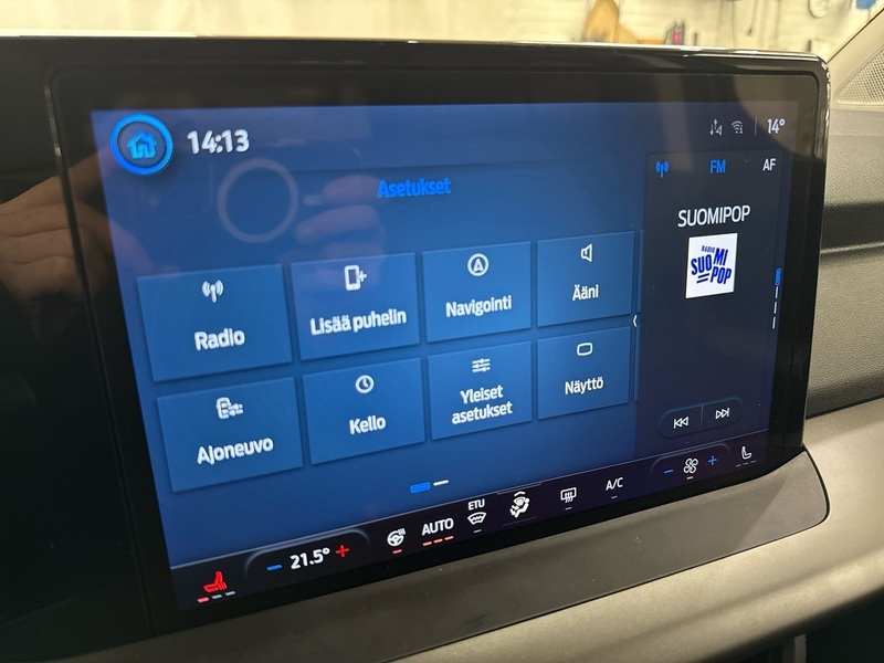 Ford Tourneo Courier vaihtoauto