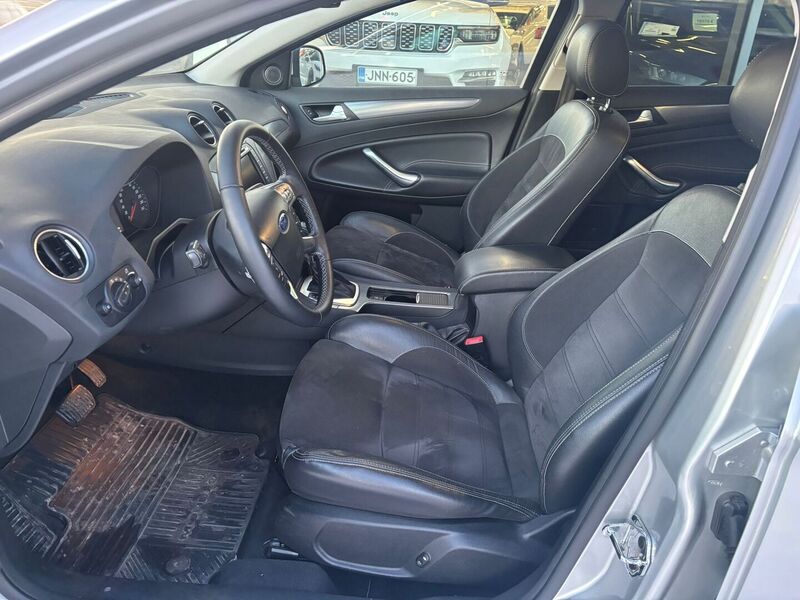 Ford Mondeo vaihtoauto