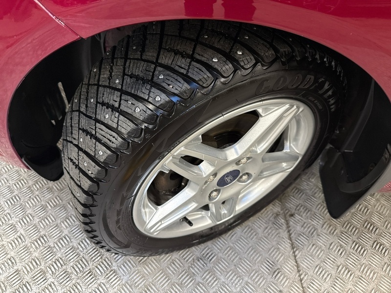 Ford Fiesta vaihtoauto