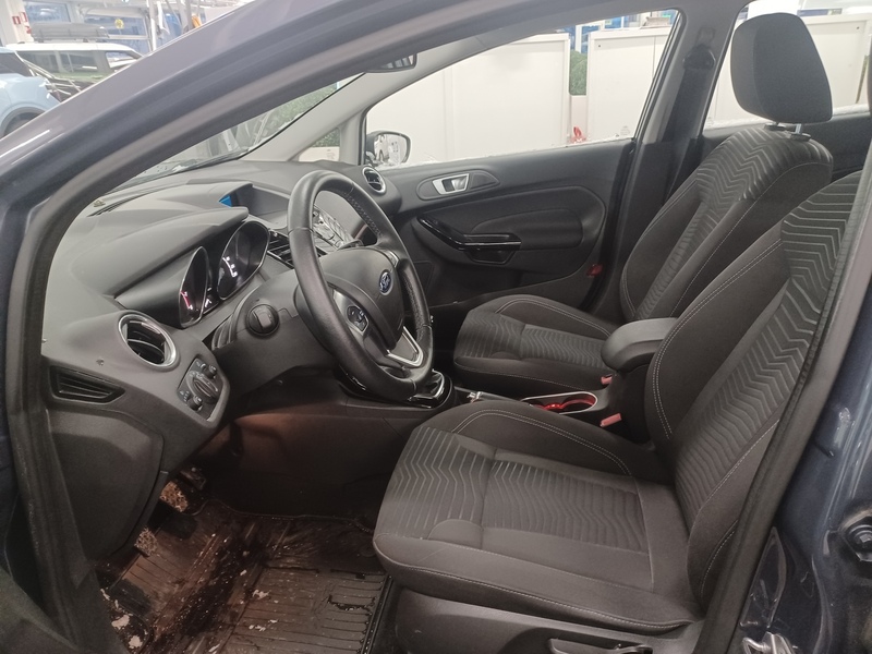 Ford Fiesta vaihtoauto