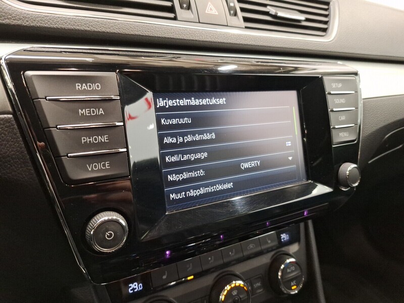 Skoda Superb vaihtoauto