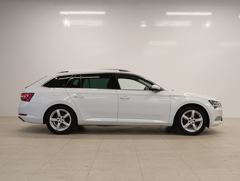 Skoda Superb vaihtoauto