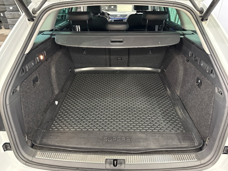 Skoda Superb vaihtoauto