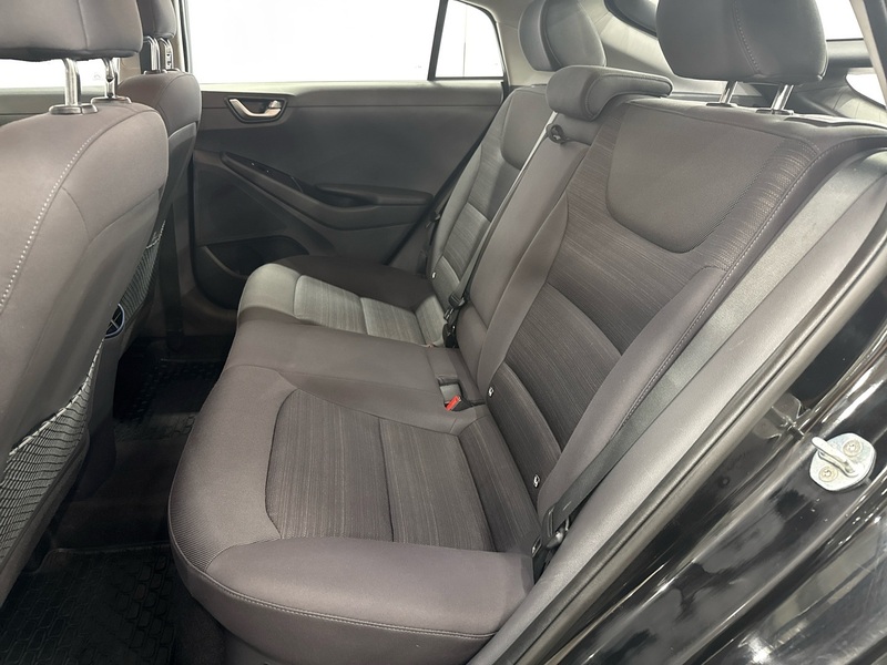 Hyundai IONIQ hybrid vaihtoauto