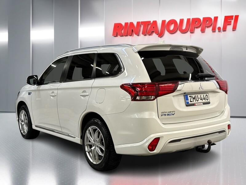 Mitsubishi Outlander PHEV vaihtoauto
