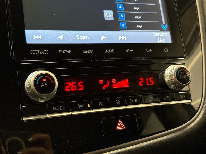 Mitsubishi Outlander PHEV vaihtoauto