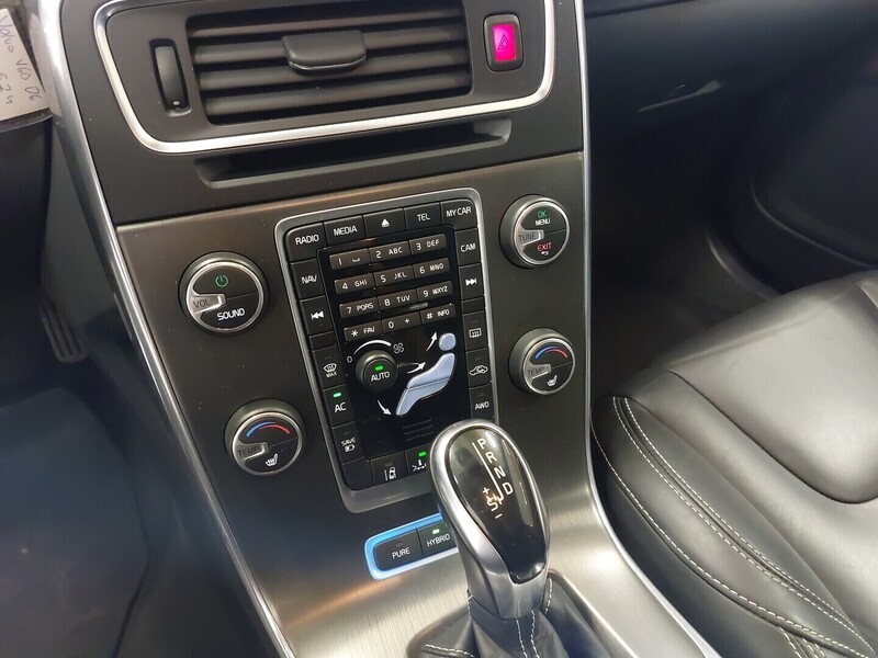 Volvo V60 vaihtoauto