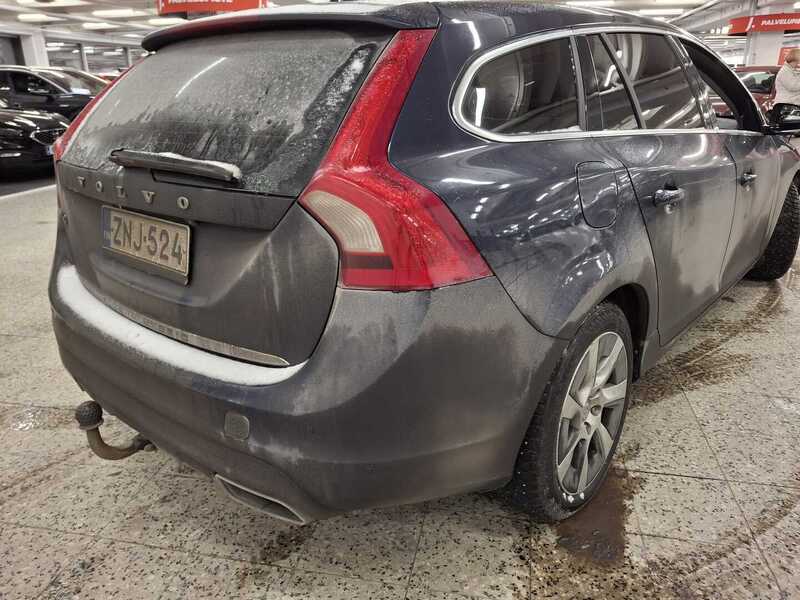 Volvo V60 vaihtoauto