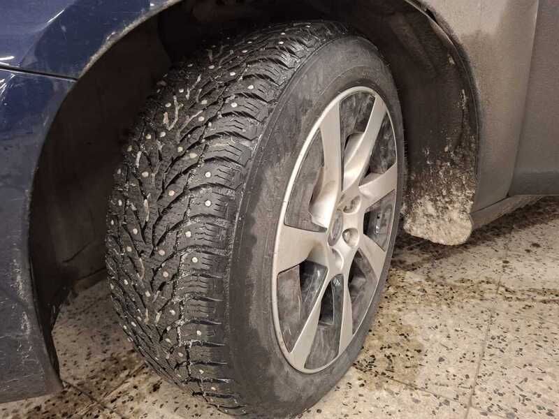 Volvo V60 vaihtoauto