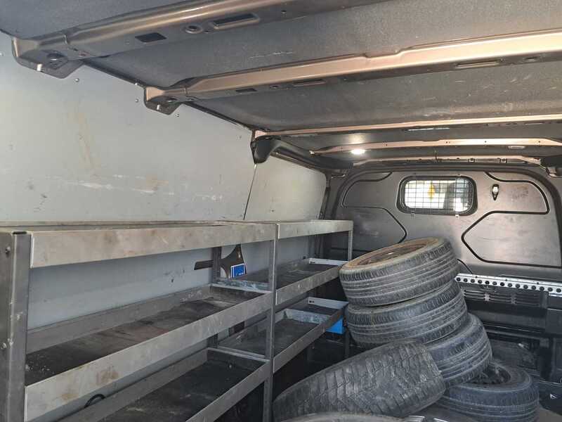 Ford Transit Custom vaihtoauto