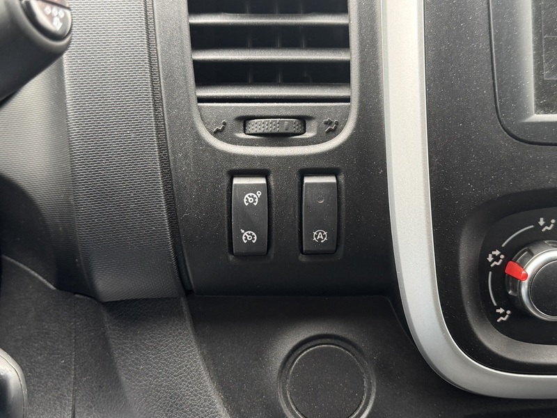 Renault Trafic vaihtoauto