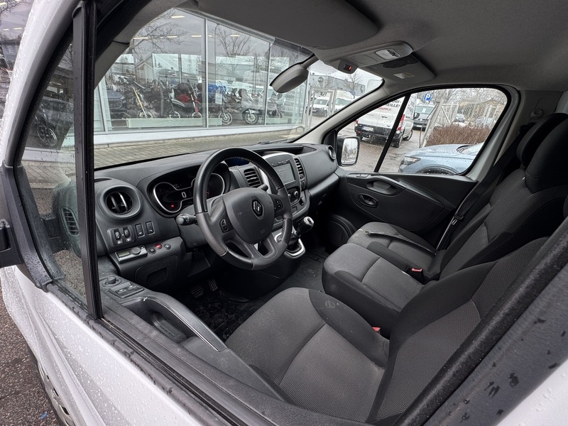 Renault Trafic vaihtoauto