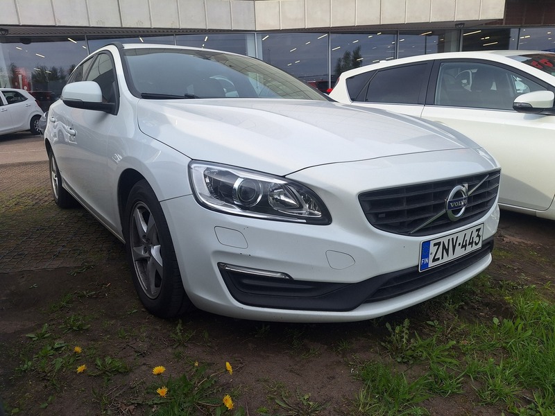 Volvo V60 vaihtoauto