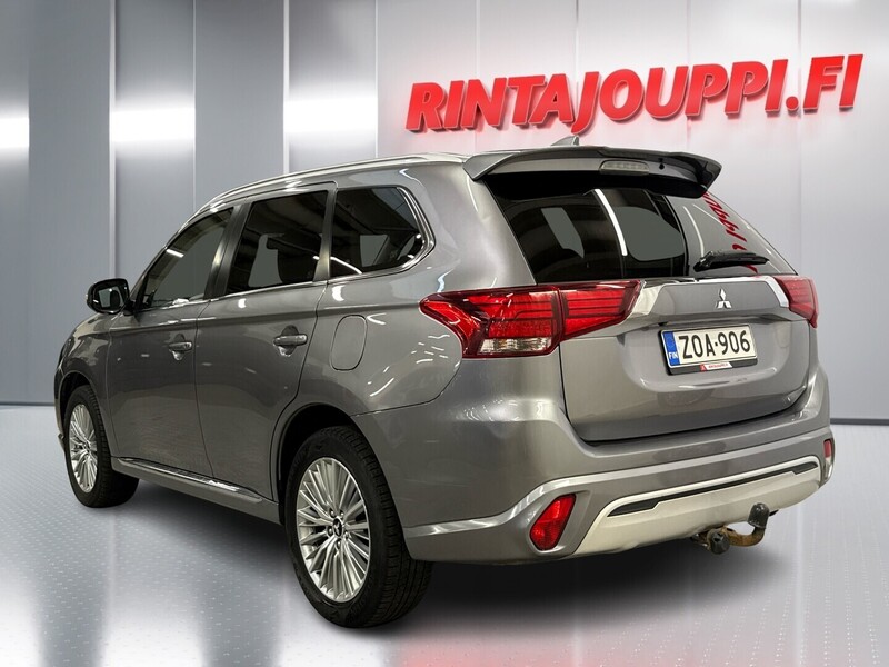 Mitsubishi Outlander PHEV vaihtoauto