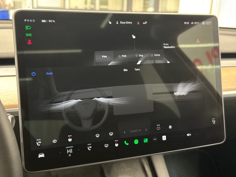 Tesla Model Y vaihtoauto