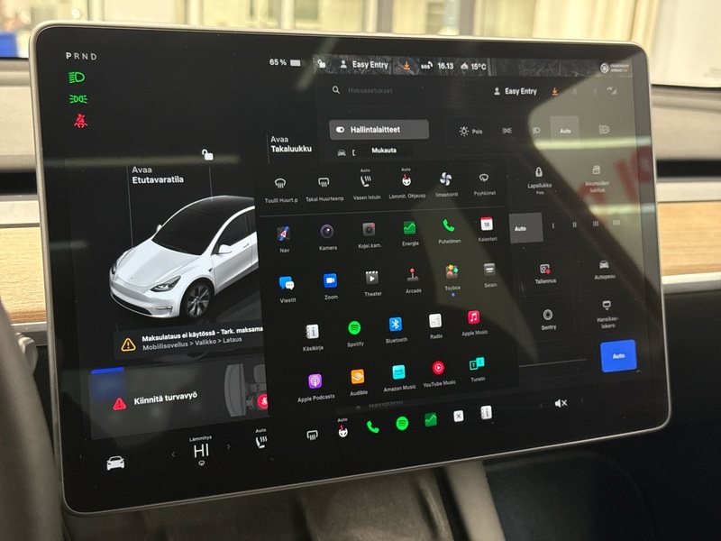 Tesla Model Y vaihtoauto