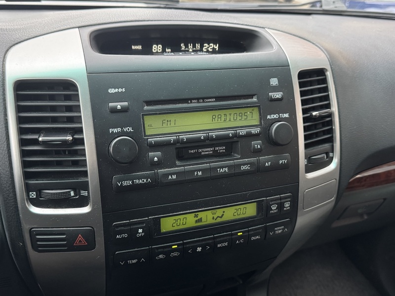 Toyota Land Cruiser vaihtoauto