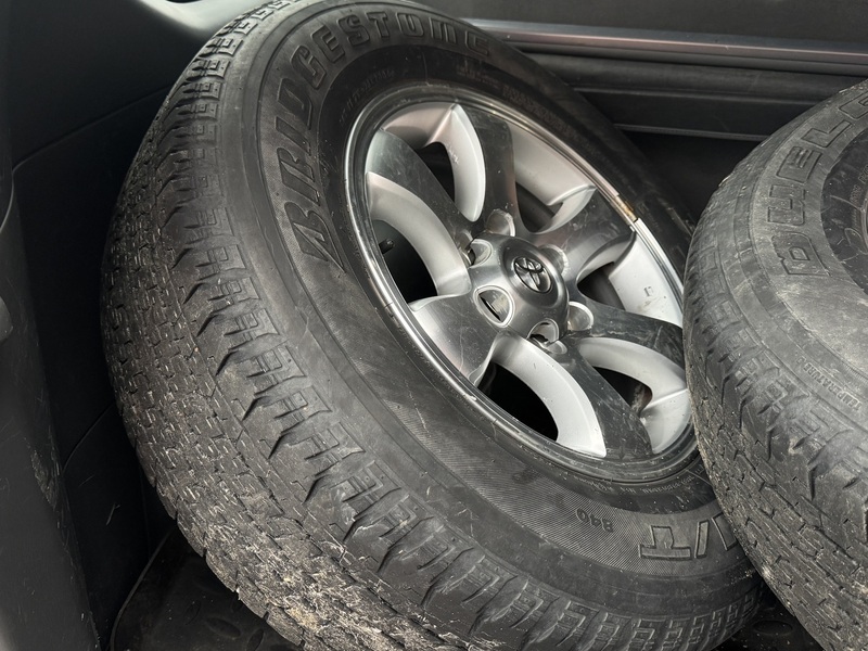 Toyota Land Cruiser vaihtoauto