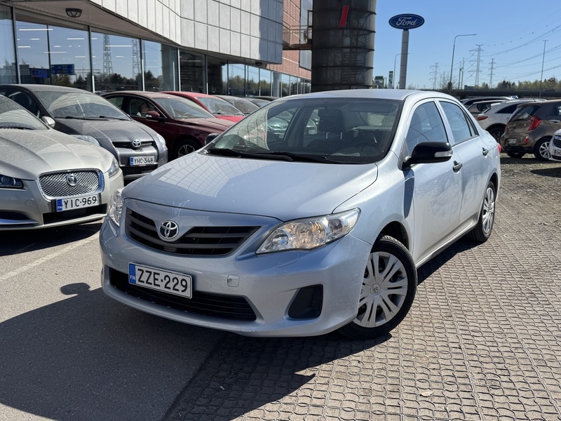 Toyota Corolla vaihtoauto