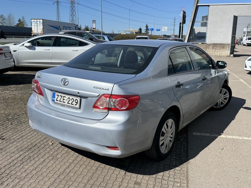 Toyota Corolla vaihtoauto