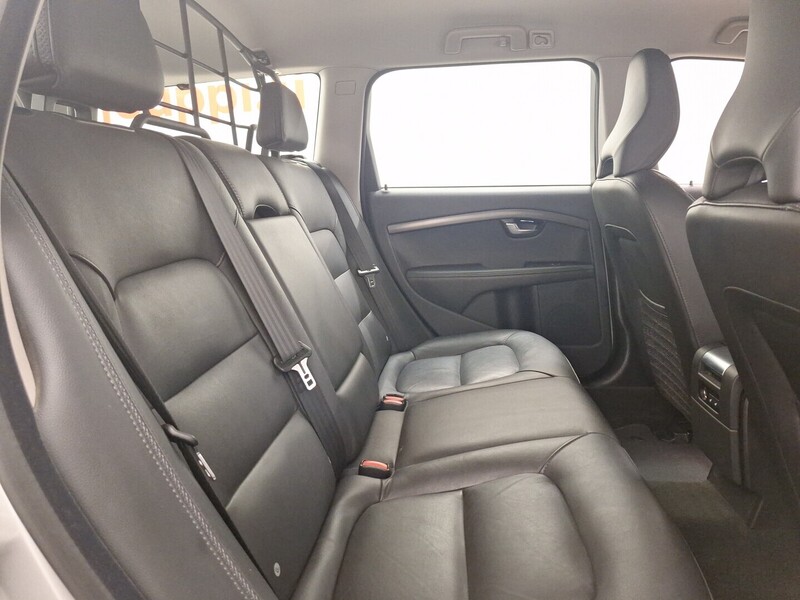 Volvo XC70 vaihtoauto