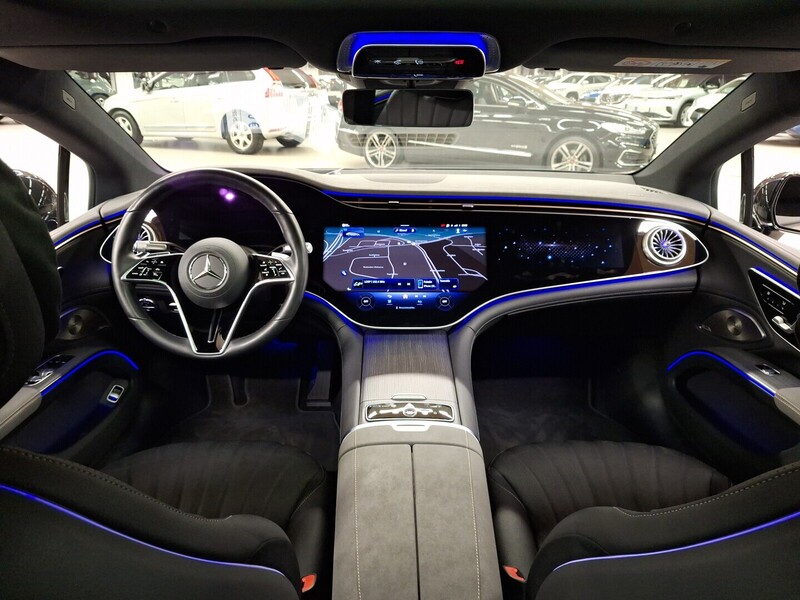 Mercedes-Benz EQS vaihtoauto