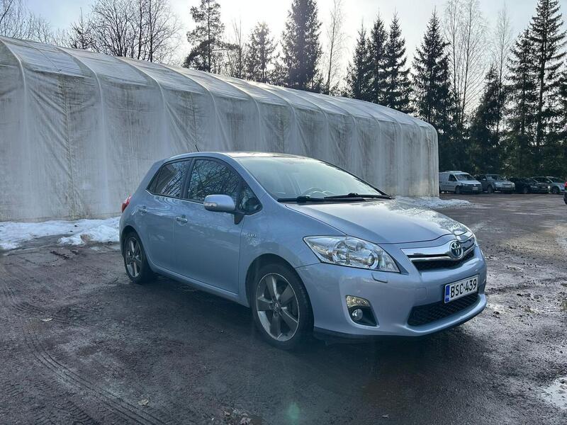 Toyota Auris vaihtoauto