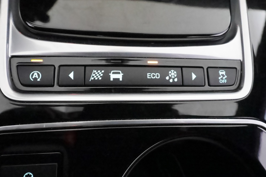 Jaguar XE vaihtoauto