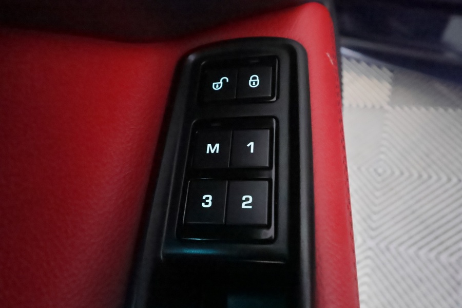 Jaguar XE vaihtoauto