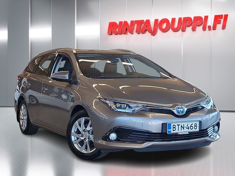 Toyota Auris vaihtoauto