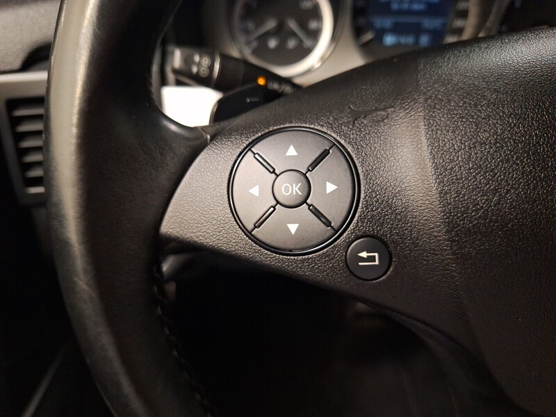 Mercedes-Benz GLK vaihtoauto