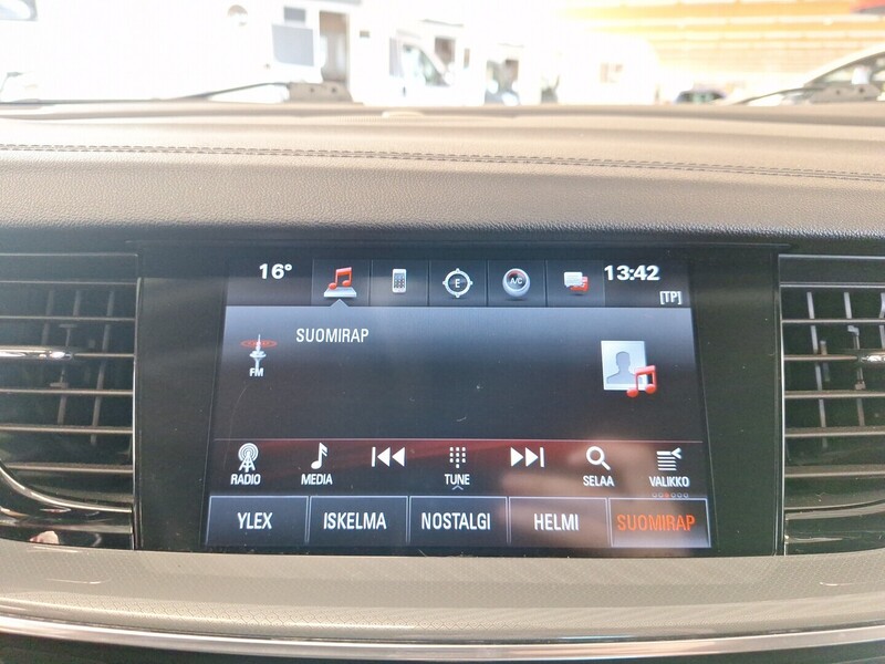 Opel Insignia vaihtoauto