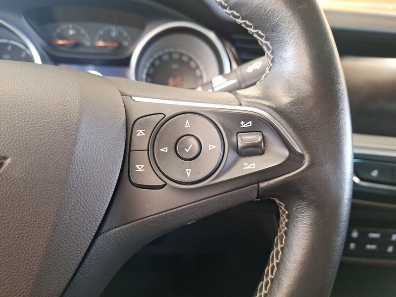 Opel Insignia vaihtoauto