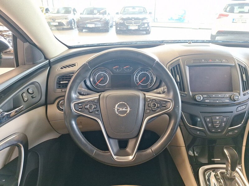 Opel Insignia vaihtoauto