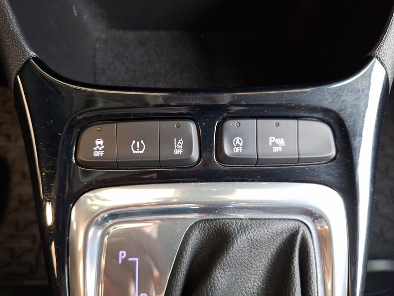 Opel Crossland X vaihtoauto