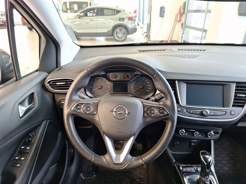 Opel Crossland X vaihtoauto