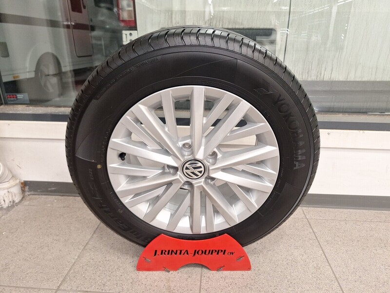 Volkswagen T-Roc vaihtoauto