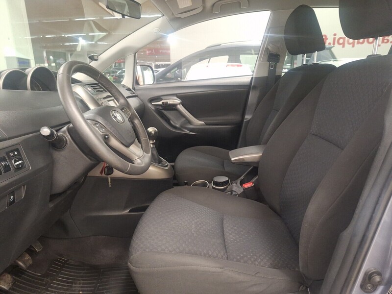 Toyota Verso vaihtoauto