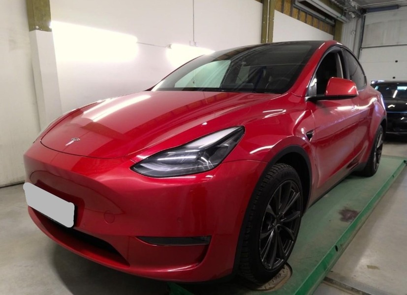 Tesla Model Y vaihtoauto