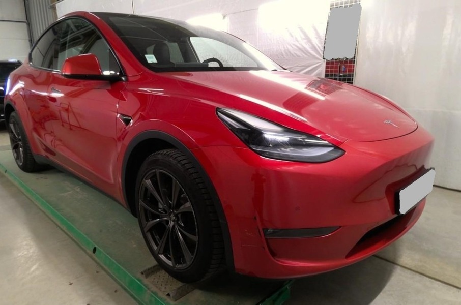 Tesla Model Y vaihtoauto