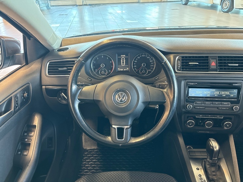 Volkswagen Jetta vaihtoauto