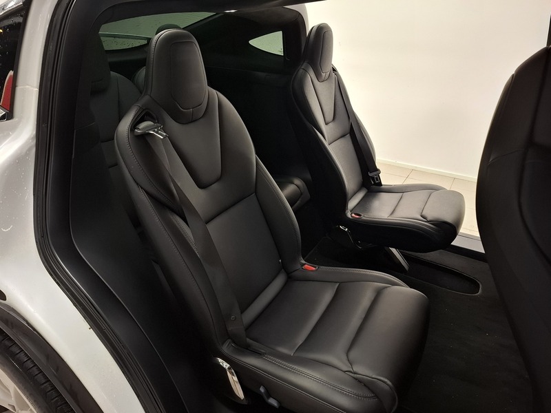 Tesla Model X vaihtoauto