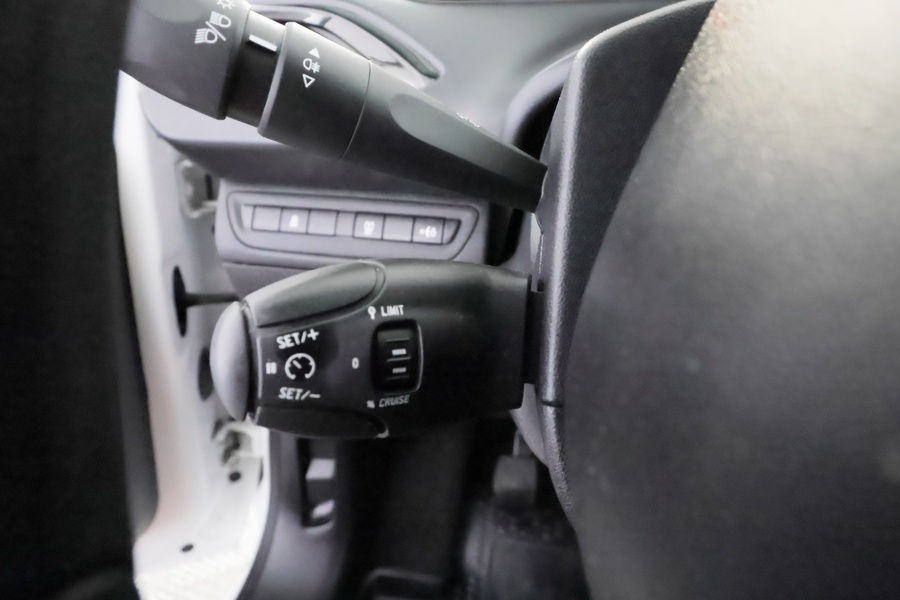 Peugeot 208 vaihtoauto