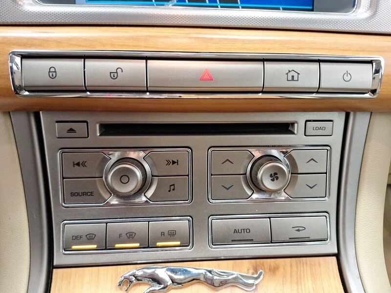 Jaguar XF vaihtoauto