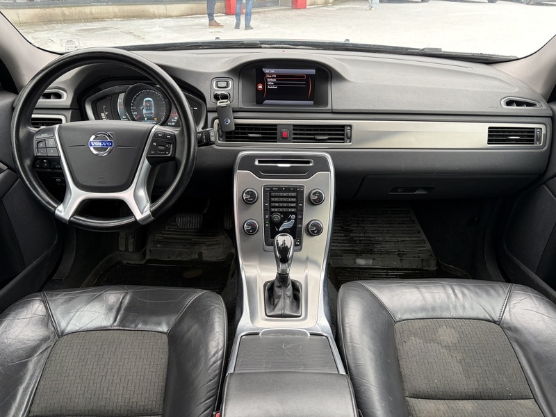 Volvo V70 vaihtoauto