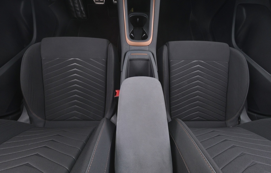 Cupra Born vaihtoauto