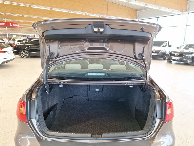 Volkswagen Jetta vaihtoauto