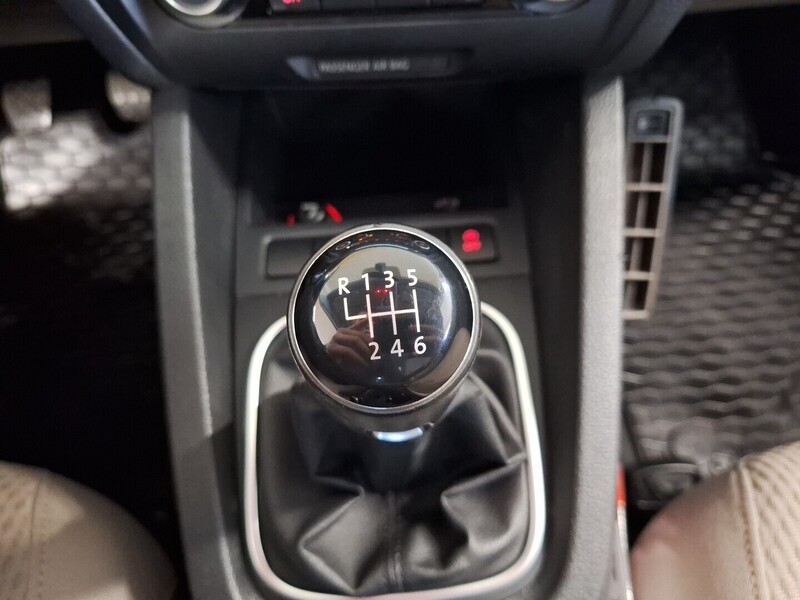 Volkswagen Jetta vaihtoauto