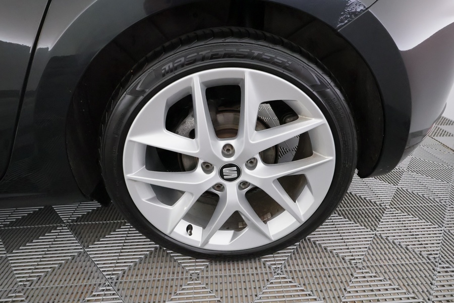 SEAT Leon vaihtoauto