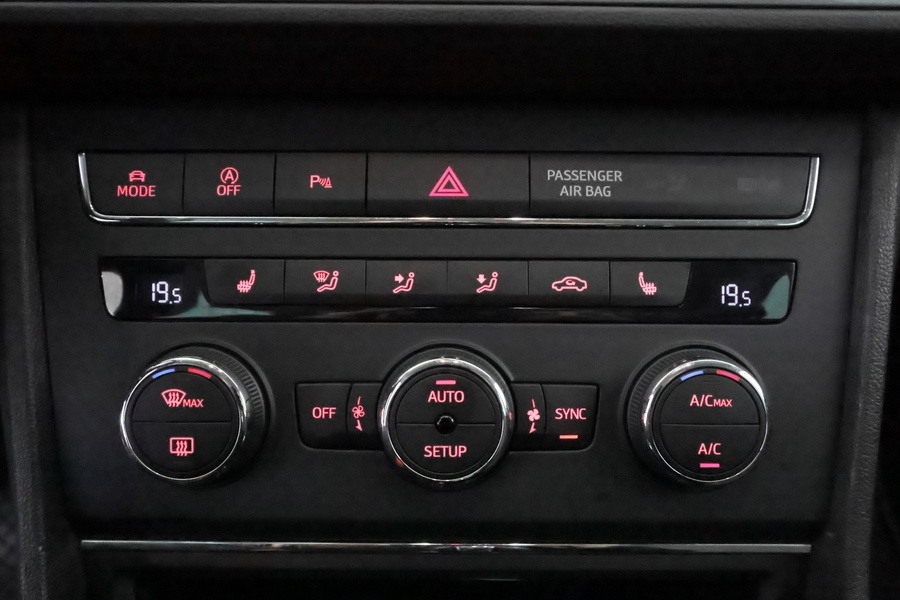 SEAT Leon vaihtoauto